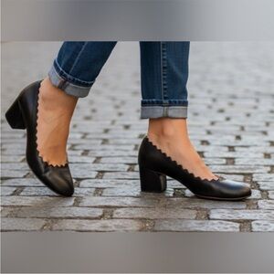 Chloé Lauren Scalloped Black Heels